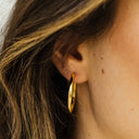 Gisser Jewels Bold Tube Statement Hoop Oorbellen