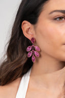 Lott Roze Oorbellen Flower Leafs M - Dark Fuchsia