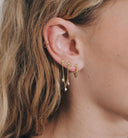 Anna + Nina Single Corde Hoop Oorbel